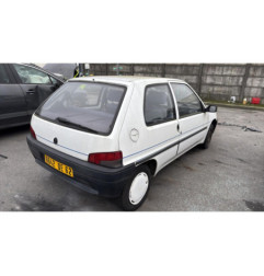 Retroviseur droit PEUGEOT 106