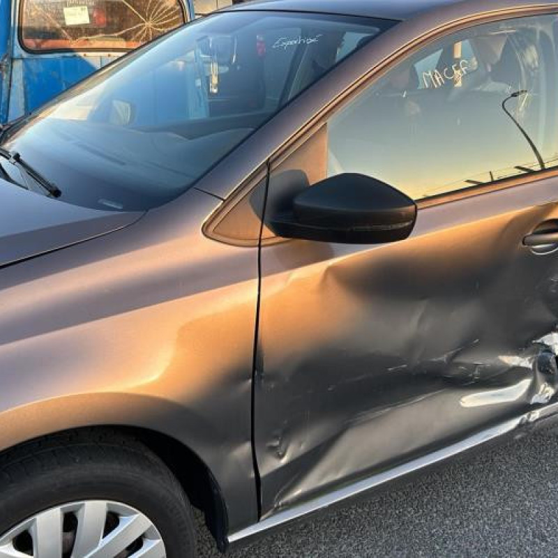 Poignee porte arriere droit VOLKSWAGEN POLO 5 Photo n°7
