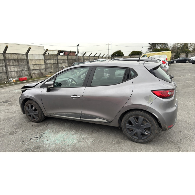 Pompe à carburant RENAULT CLIO 4 Photo n°10