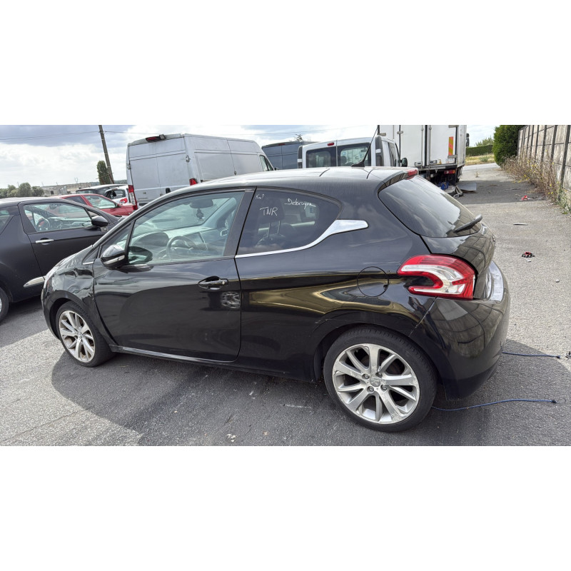 Anti brouillard droit (feux) PEUGEOT 208 1 Photo n°9