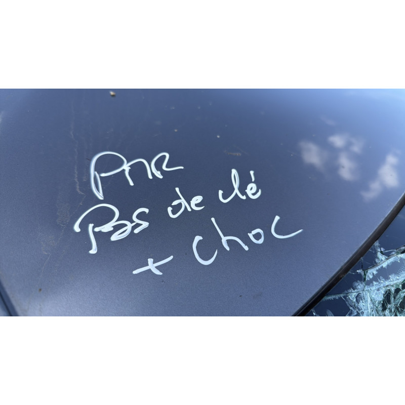 Feu arriere secondaire gauche (feux) VOLKSWAGEN GOLF 5 Photo n°13