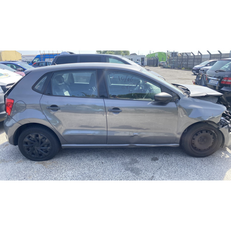 Vitre arriere droit VOLKSWAGEN POLO 5 Photo n°10