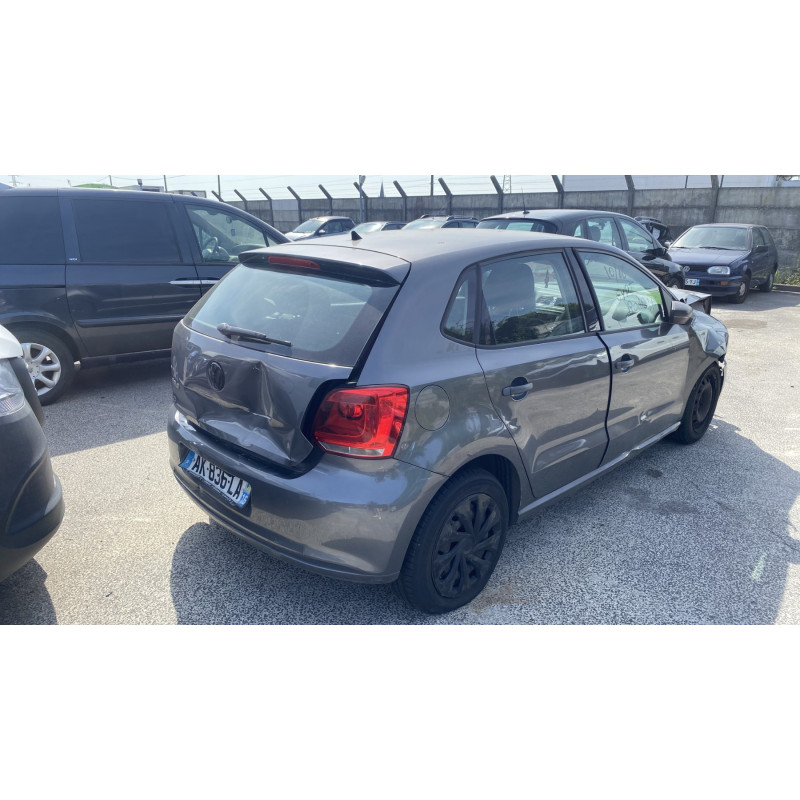 Actionneur verrou trappe d'essence VOLKSWAGEN POLO 5 Photo n°7