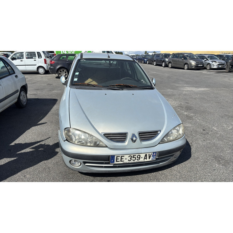Feu arriere principal droit (feux) RENAULT MEGANE 1 Photo n°13
