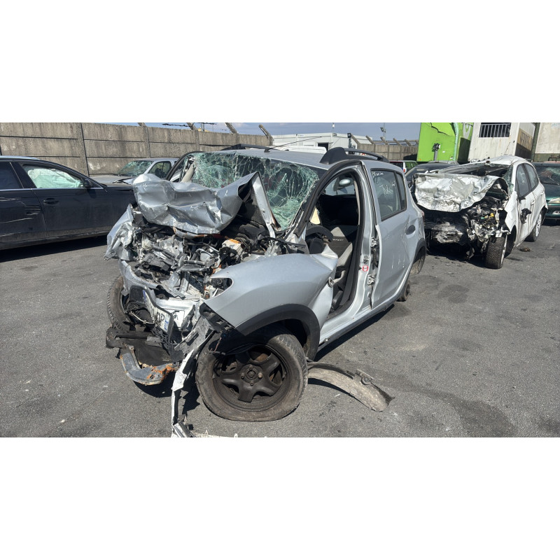 Verin de coffre DACIA SANDERO 2 Photo n°4