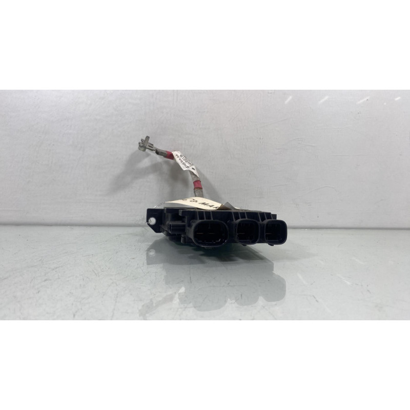 Porte fusible RENAULT MEGANE 3 Photo n°1