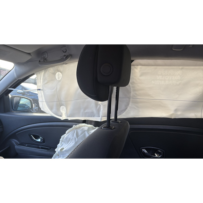 Porte fusible RENAULT MEGANE 3 Photo n°19
