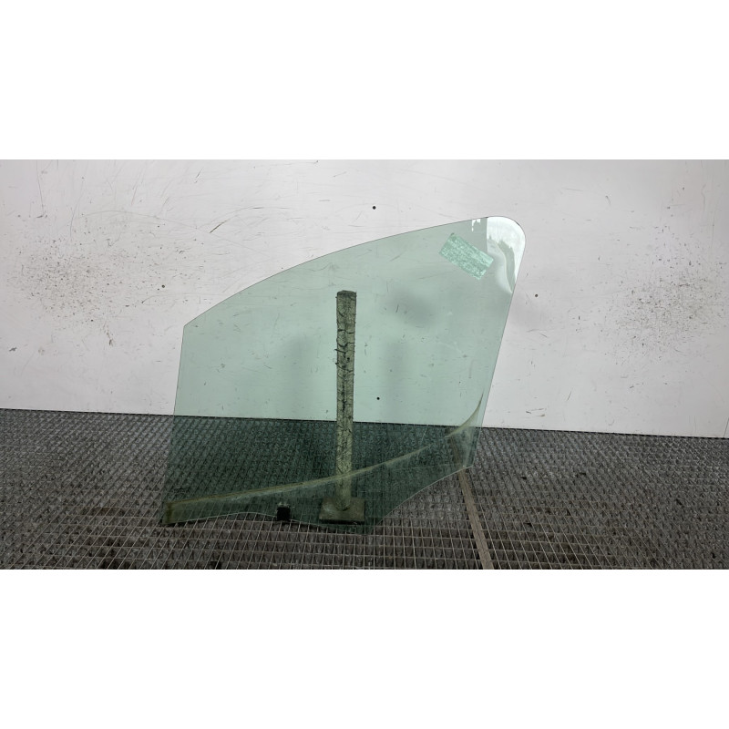 Vitre avant droit PEUGEOT PARTNER 2 Photo n°4