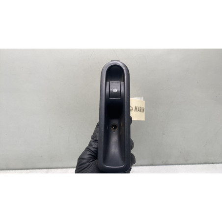 Interrupteur de leve vitre arriere gauche RENAULT SCENIC 2 Photo n°1