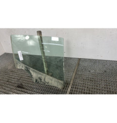 Vitre arriere droit RENAULT CLIO 4
