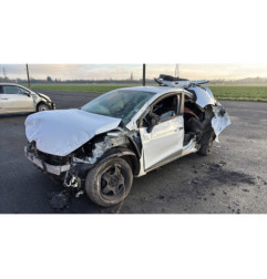 Vitre arriere droit RENAULT CLIO 4