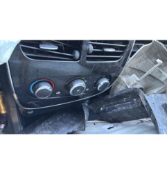 Vitre arriere droit RENAULT CLIO 4