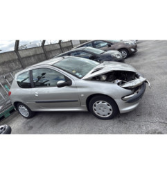 Vitre avant gauche PEUGEOT 206