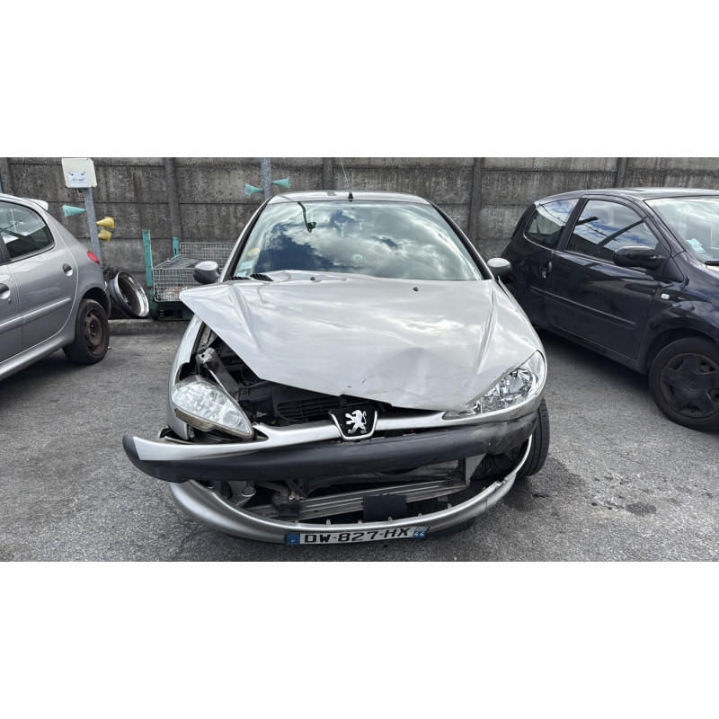 Vitre avant gauche PEUGEOT 206 Photo n°12