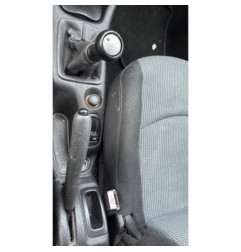 Vitre avant gauche PEUGEOT 206