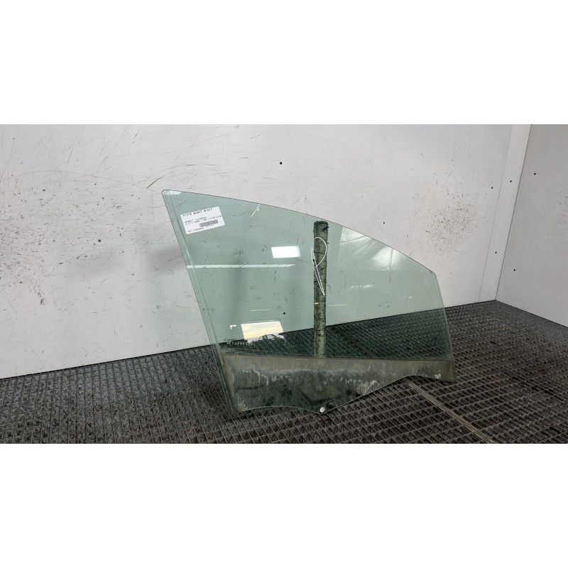 Vitre avant droit RENAULT CLIO 4 Photo n°3