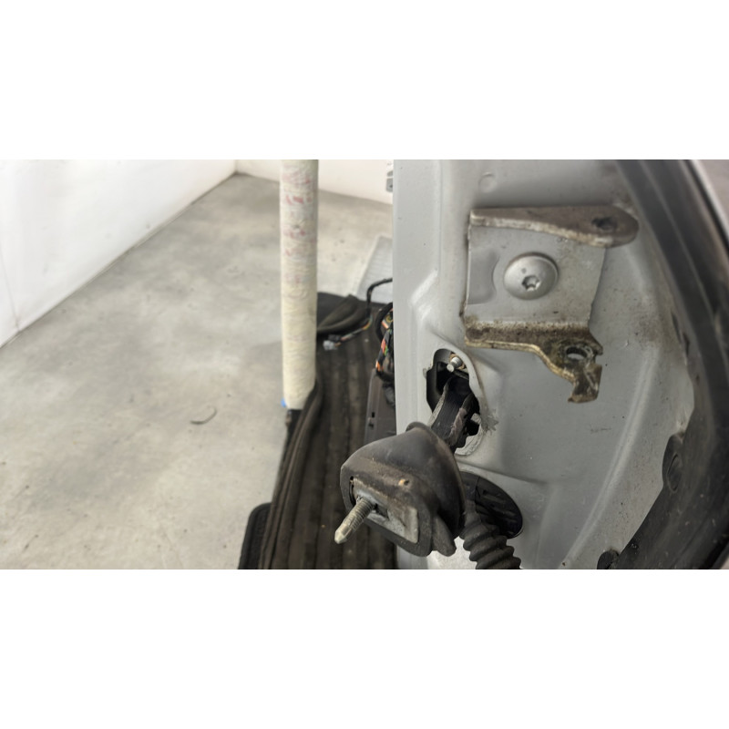 Porte avant gauche PEUGEOT 407 Photo n°4