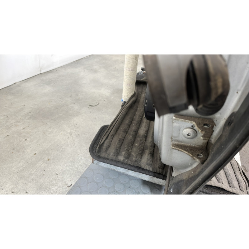 Porte avant gauche PEUGEOT 407 Photo n°5
