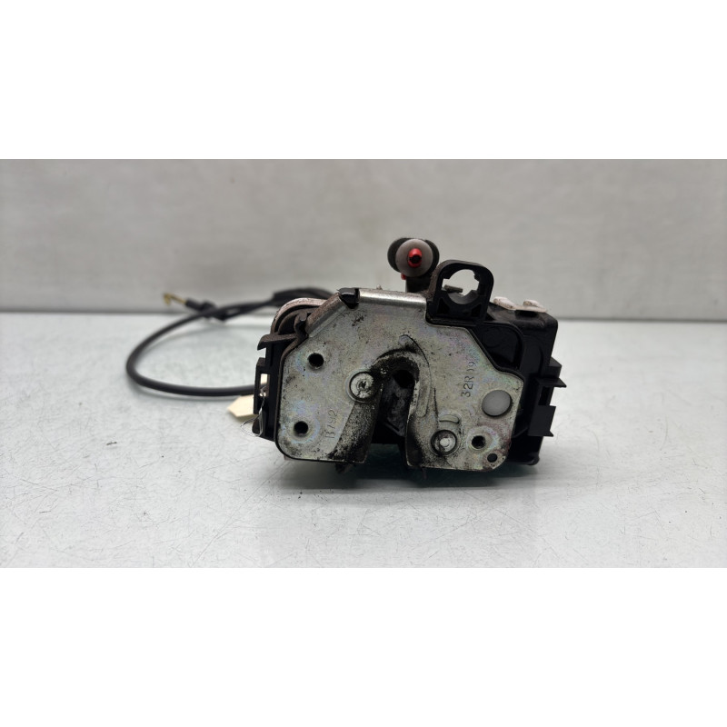 Serrure avant droit FIAT 500 2 Photo n°1