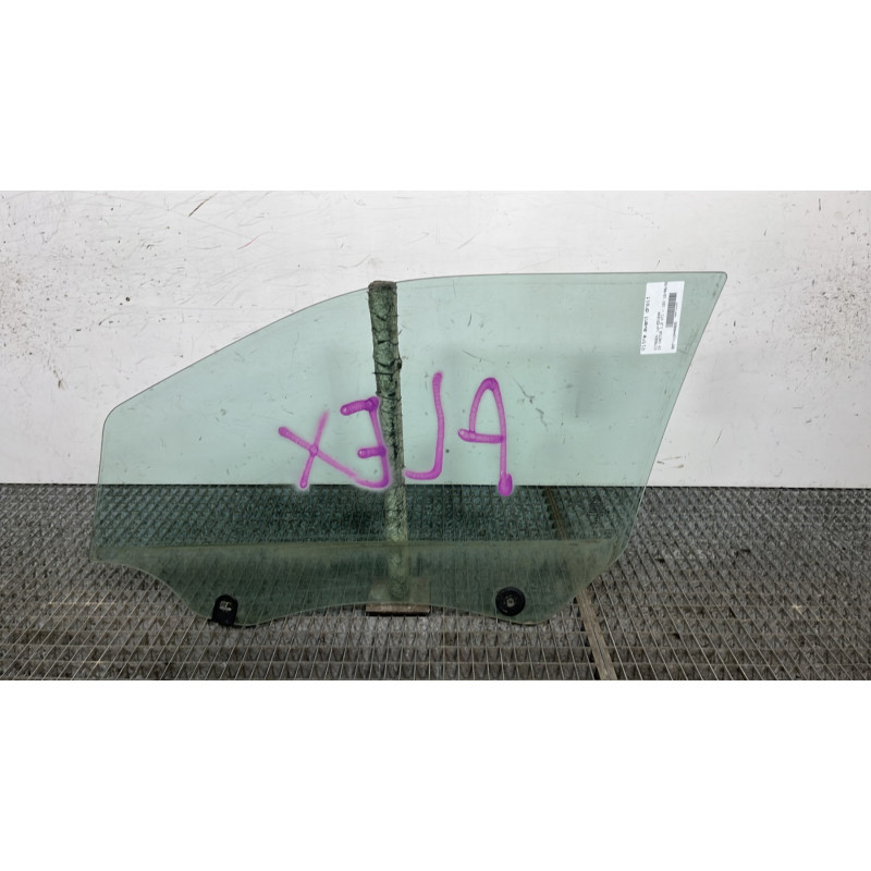 Vitre avant droit CITROEN C4 CACTUS Photo n°4