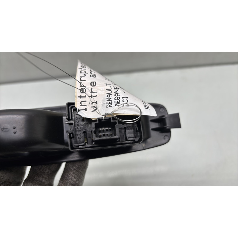 Interrupteur de leve vitre arriere droit RENAULT MEGANE 4 Photo n°3