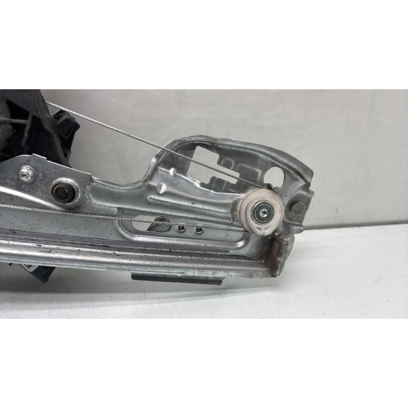 Leve vitre electrique arriere droit RENAULT MEGANE 4 Photo n°3