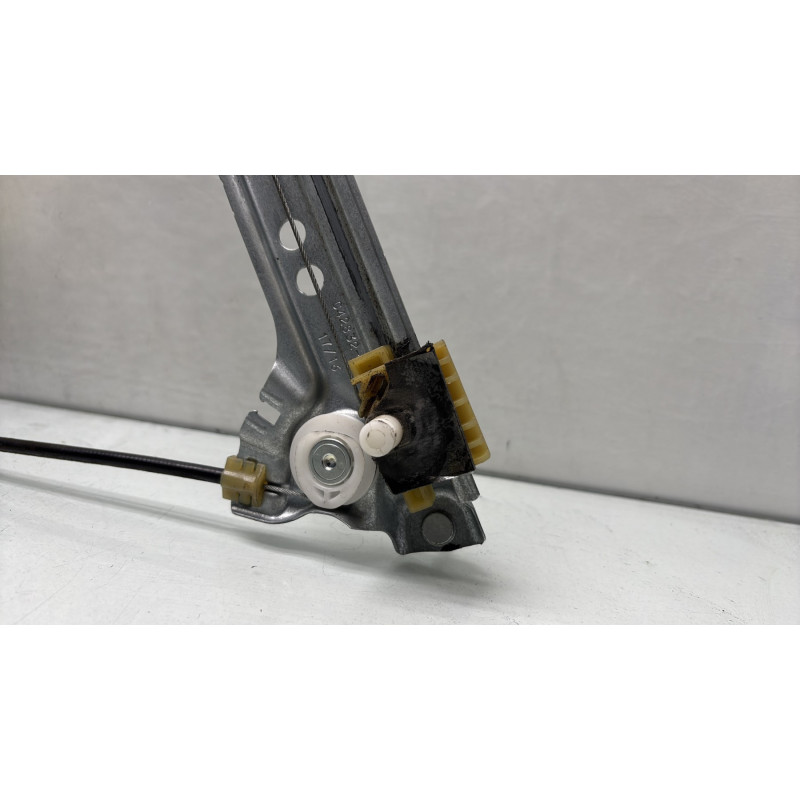 Leve vitre electrique avant droit RENAULT MEGANE 4 Photo n°3