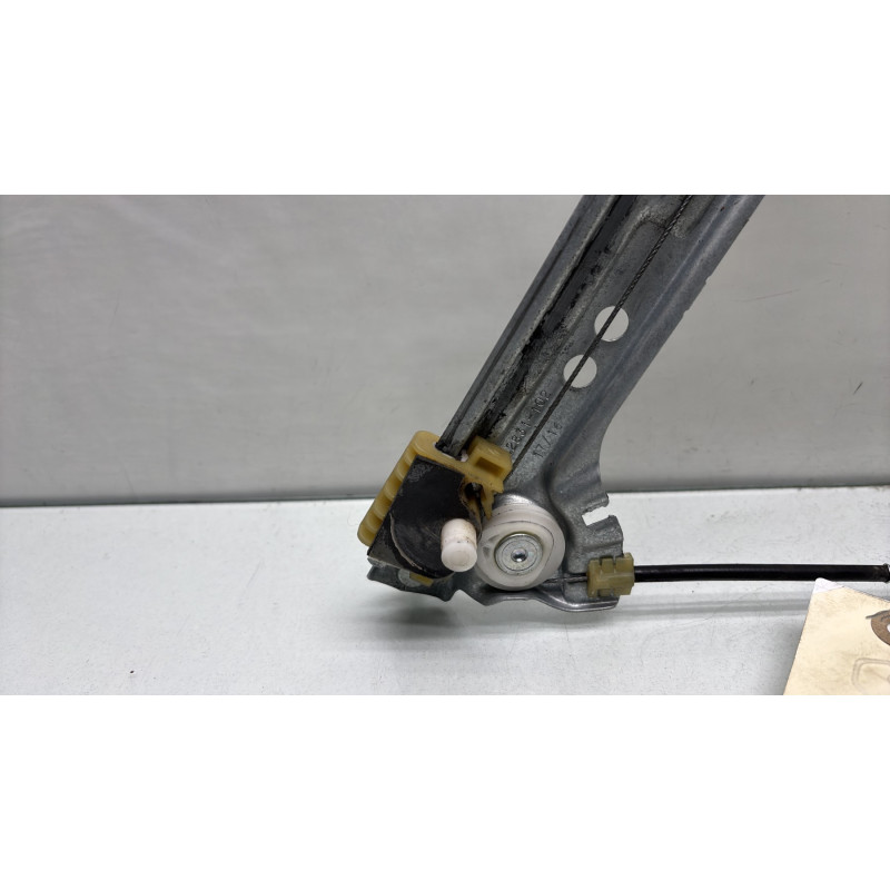 Leve vitre electrique avant gauche RENAULT MEGANE 4 Photo n°4