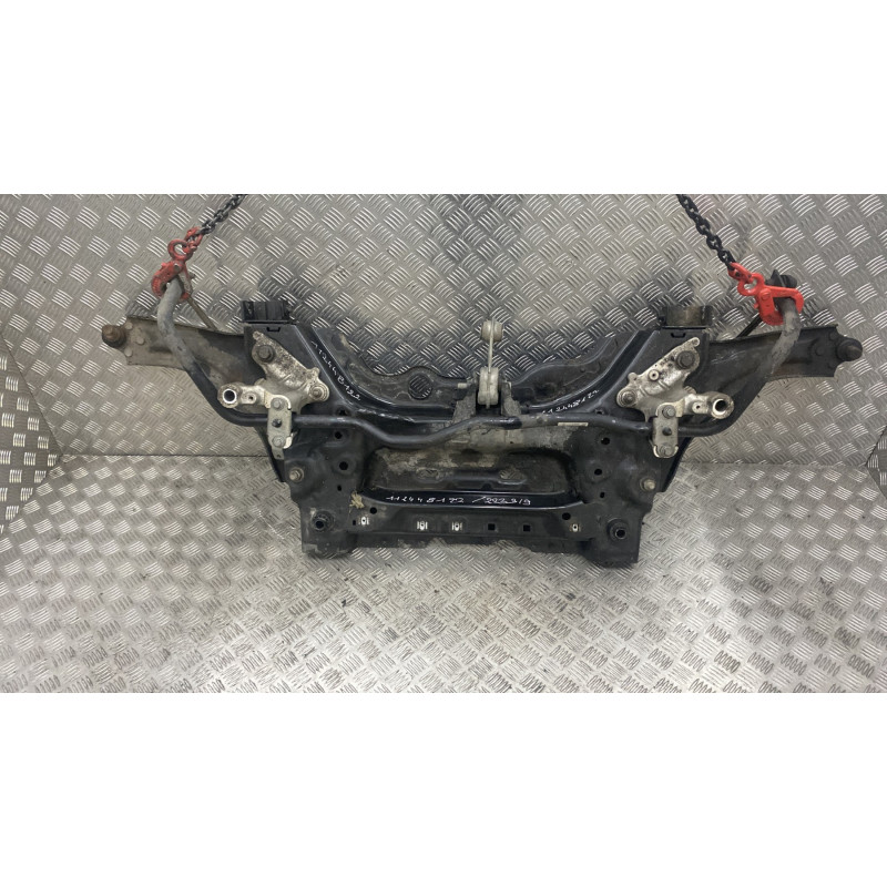 Berceau avant RENAULT MEGANE 4 Photo n°1