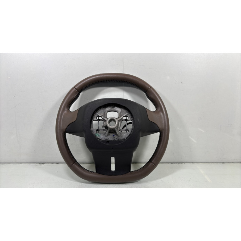 Volant CITROEN C4 CACTUS Photo n°4