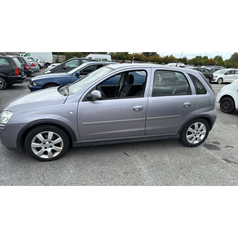 Malle/Hayon arriere OPEL CORSA C Photo n°14