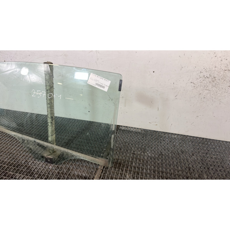 Vitre arriere droit FIAT GRANDE PUNTO Photo n°3