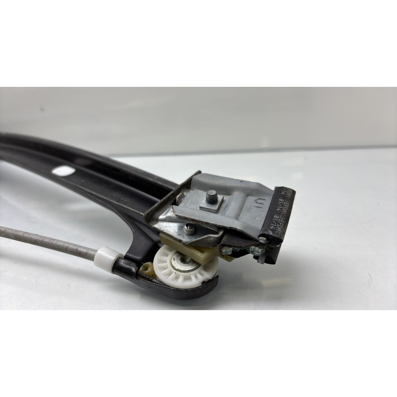 Leve vitre electrique avant gauche VOLKSWAGEN POLO 5 Photo n°10