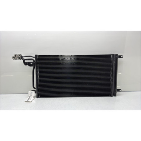 Condenseur de clim VOLKSWAGEN POLO 5 Photo n°1