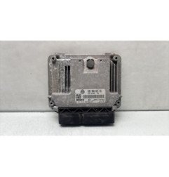 Calculateur moteur VOLKSWAGEN GOLF 5 Photo n°1