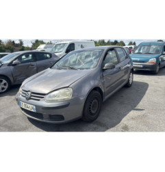 Calculateur moteur VOLKSWAGEN GOLF 5