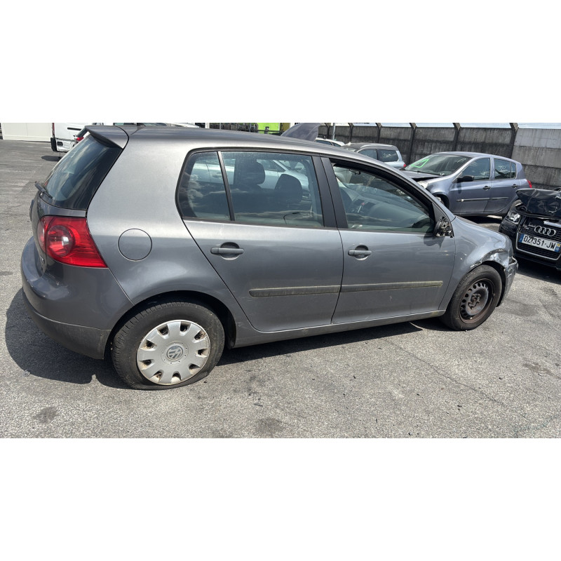 Calculateur moteur VOLKSWAGEN GOLF 5 Photo n°11