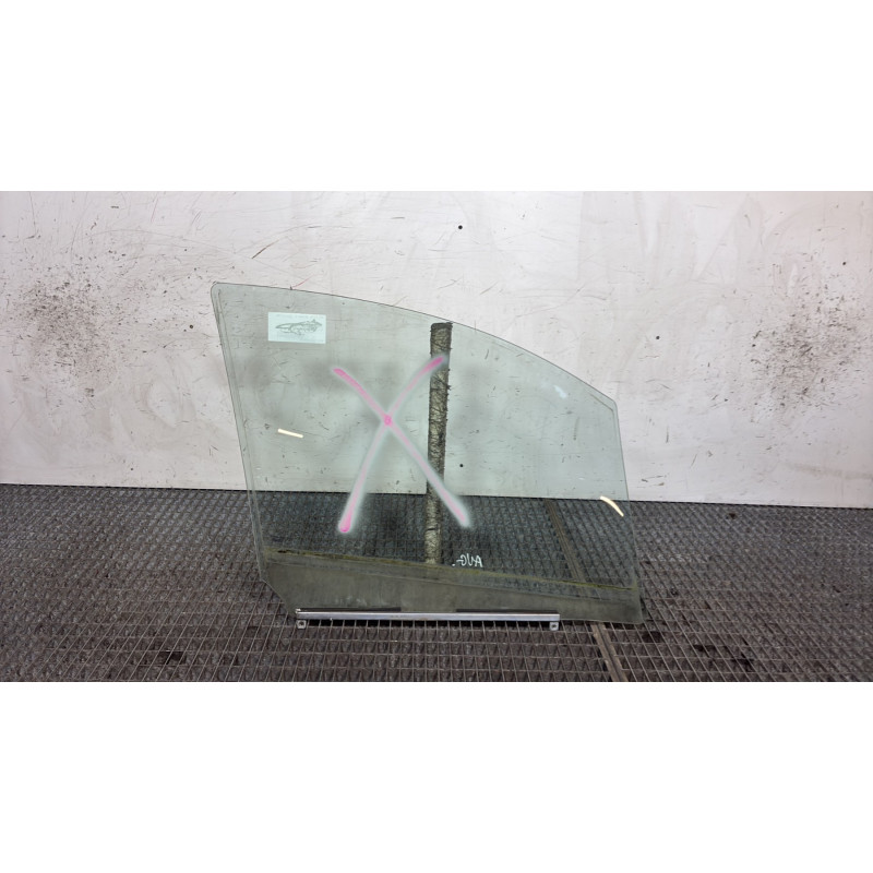 Vitre avant gauche OPEL AGILA B Photo n°4