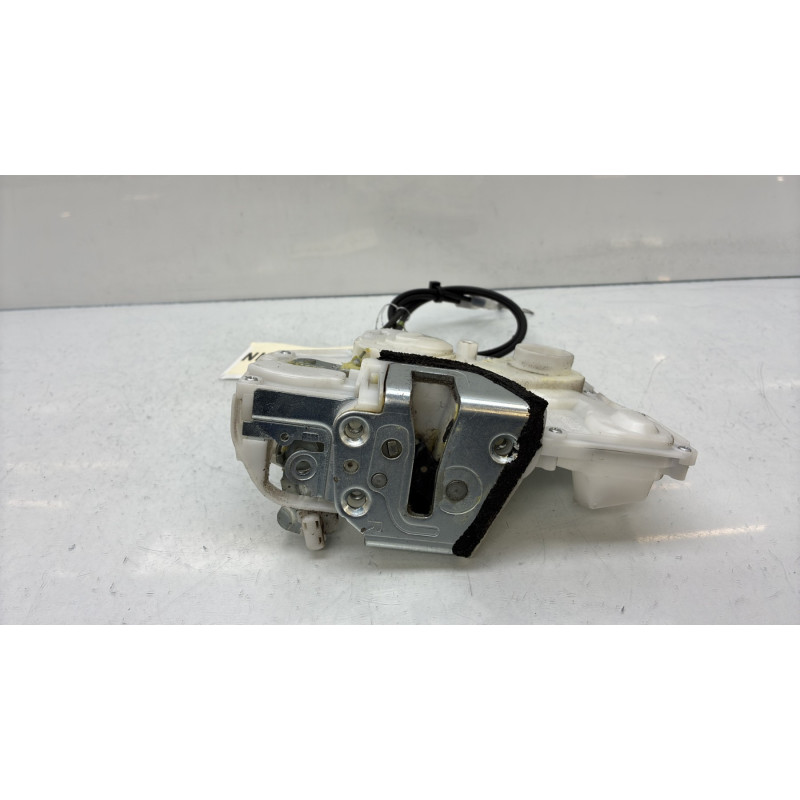 Serrure avant droit OPEL AGILA B Photo n°7