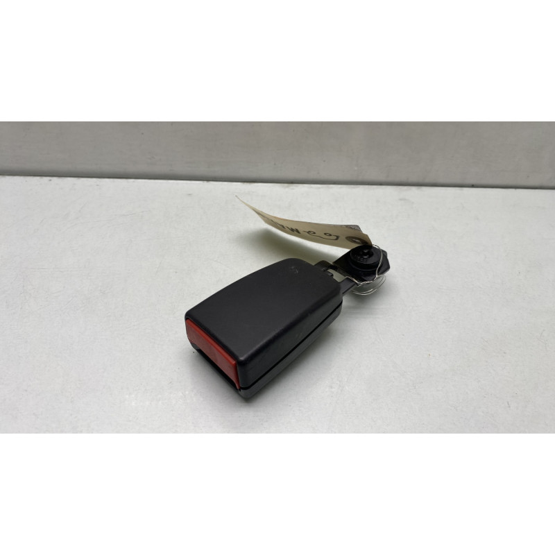 Attache ceinture arriere droit MERCEDES CLASSE R 251 Photo n°1