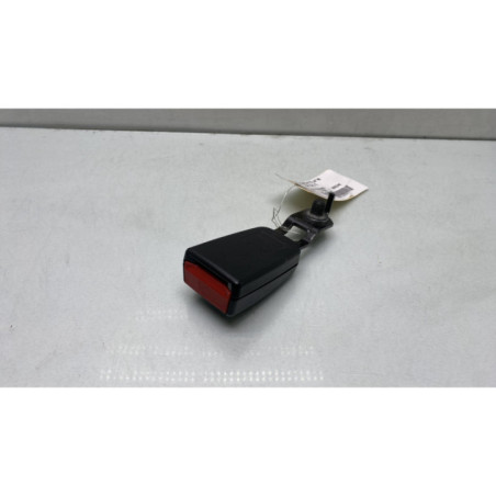 Attache ceinture arriere droit MERCEDES CLASSE R 251