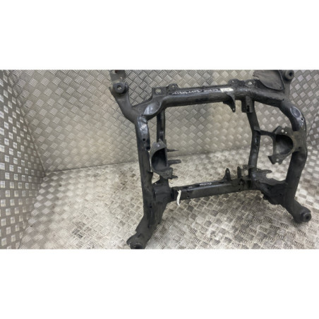 Berceau avant MERCEDES CLASSE R 251