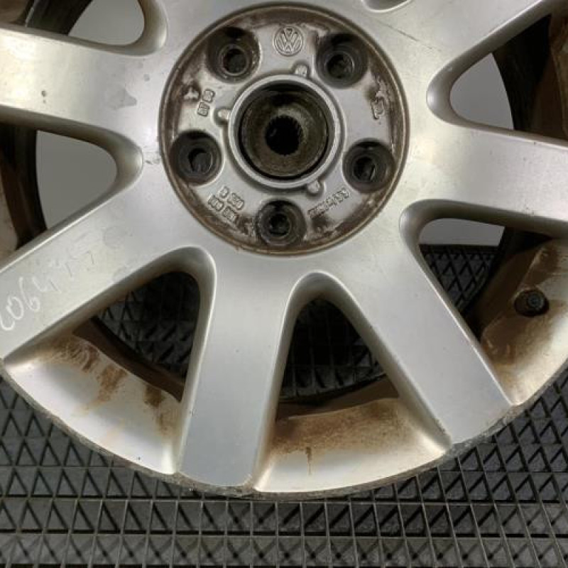 Jante VOLKSWAGEN GOLF 5 Photo n°3