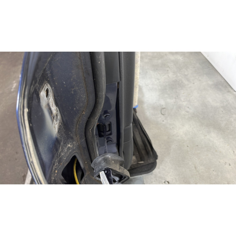 Porte avant droit MERCEDES CLASSE C 202 Photo n°4