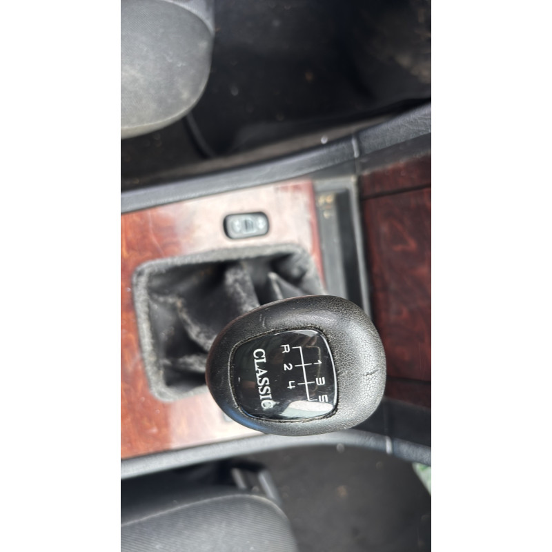 Porte avant droit MERCEDES CLASSE C 202 Photo n°14