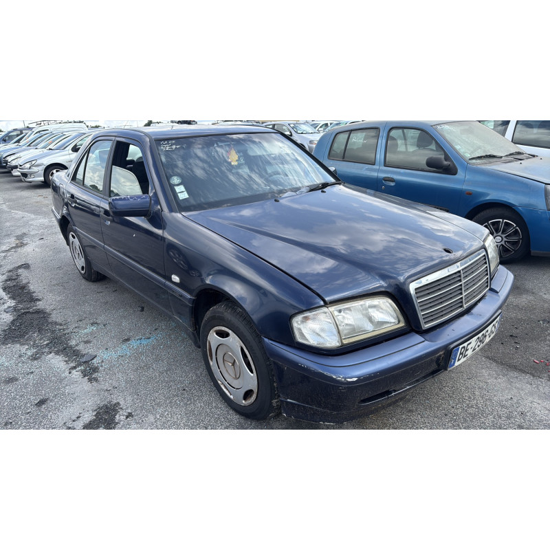 Porte avant droit MERCEDES CLASSE C 202 Photo n°19
