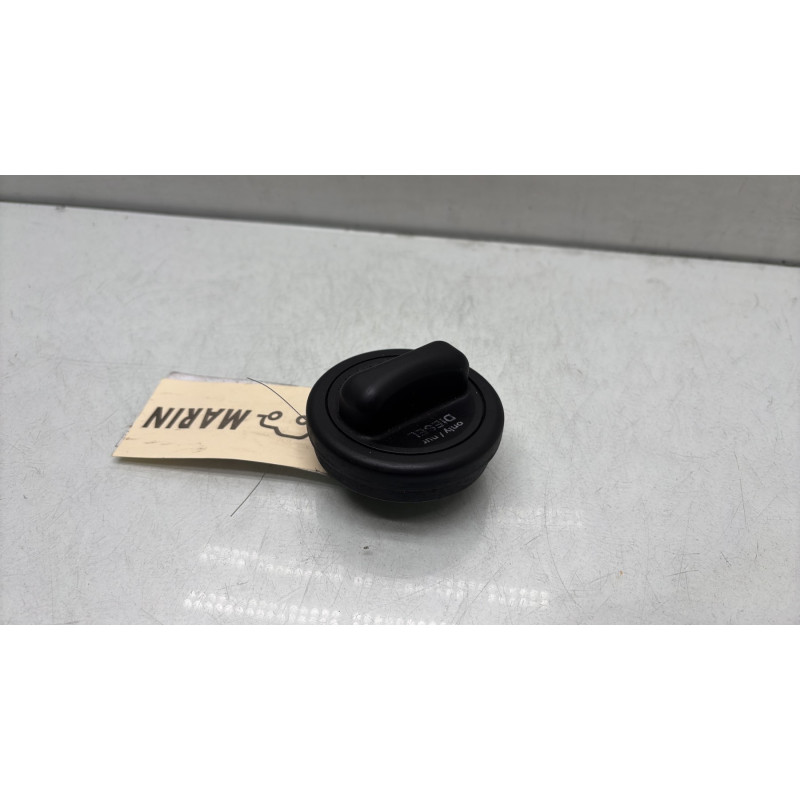Bouchon de carburant MERCEDES CLASSE C 203 Photo n°1