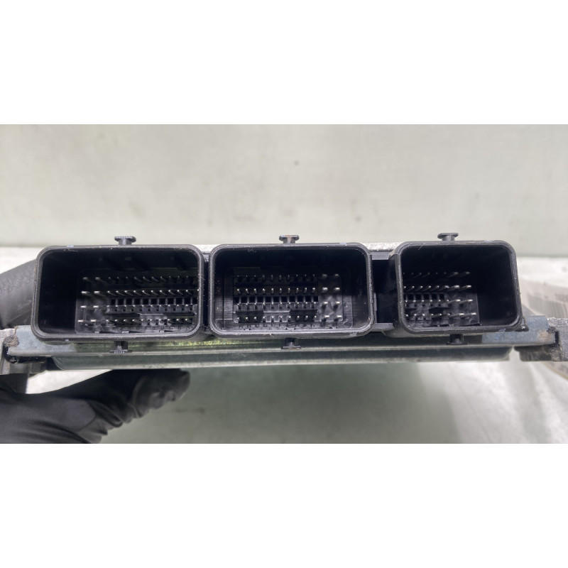 Calculateur moteur FORD FOCUS 2 Photo n°4