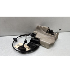 Serrure avant droit VOLKSWAGEN PASSAT 4