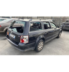 Serrure avant droit VOLKSWAGEN PASSAT 4